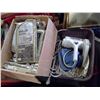 Image 1 : BOX OF VACUUM BAGS AND HANDHELD VACUUM APPLIANCE