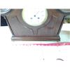 Image 3 : WOODEN MANTLE CLOCK