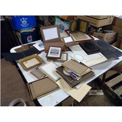VARIOUS PHOTO FRAMES, WOODEN AND PAPER FRAMES