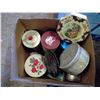 Image 3 : BOX OF TIN CONTAINERS