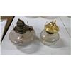 Image 1 : 2 COAL OIL LAMPS