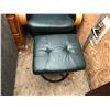 Image 2 : OLD GREEN CHAIR W/ FOOT STOOL