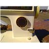 Image 7 : SEWING MACHINE KENMORE