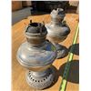 Image 2 : 2 Kerosene Lamps