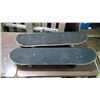 Image 1 : 2 SKATEBOARDS