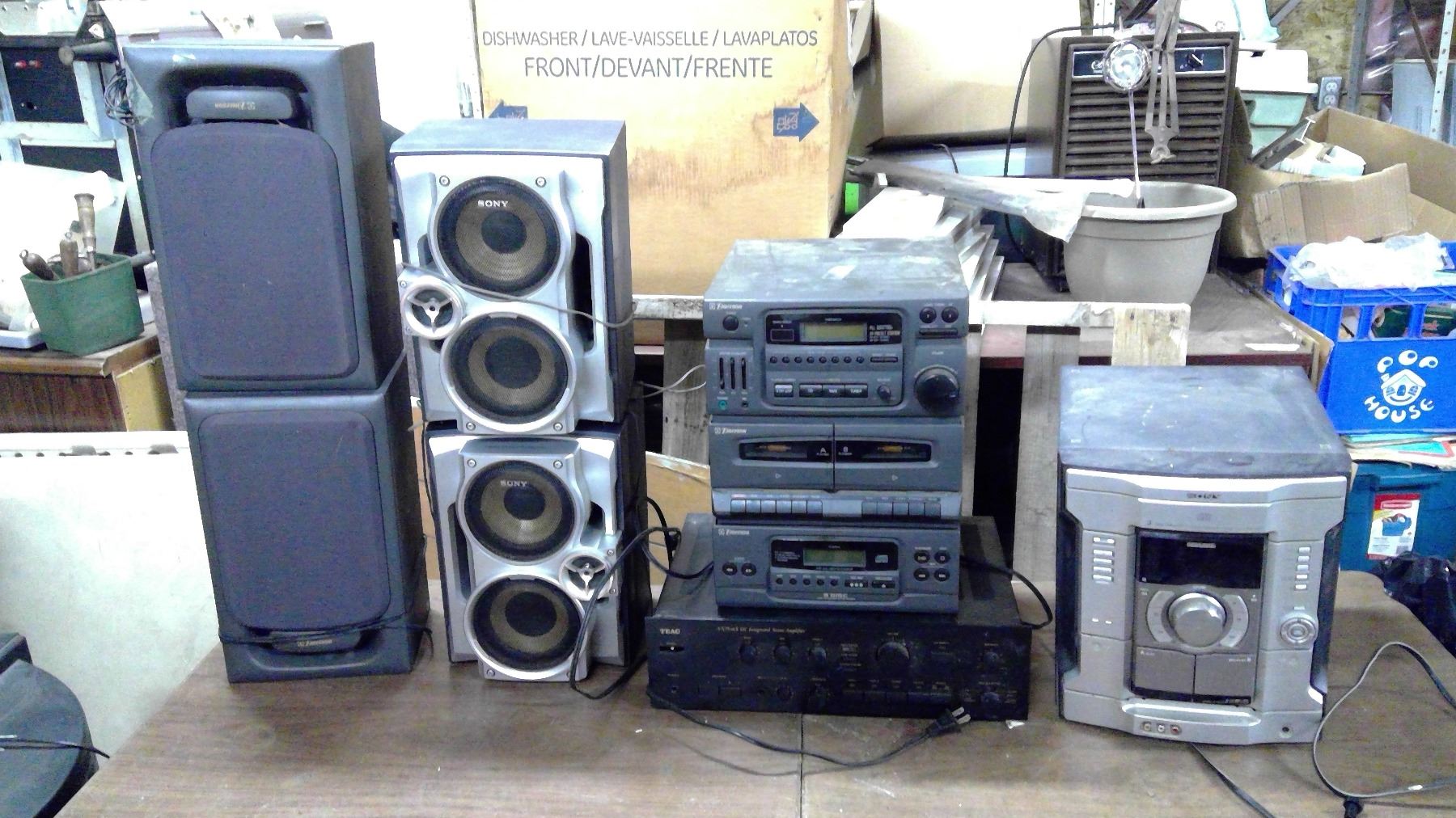 LOT OF STEREO PARTS INCLUDING AMP. AND SPEAKERS Schmalz Auctions