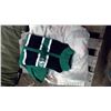 Image 3 : BLANKETS, ROUGHRIDER SWEATER AND LARGE ROLL OF INSULATED CANVAS