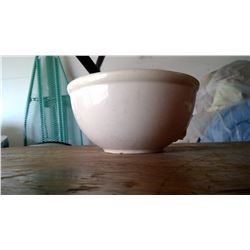 POTTERY BOWL