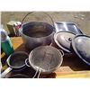 Image 5 : BOX OF POTS AND FRYING PANS + FRYING RACKS + LUNCHPAILS