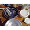 Image 3 : STRAINER + METAL BOWLS +TUPPERWARE / KITCHEN ITEMS + JUICE PITCHER