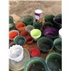 Image 4 : A BUNCH OF PLANT POTS