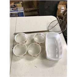 4 DECORATIVE BOWLS W/ CASSEROLE DISH NO LID+ STRAINER