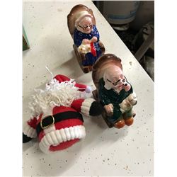 OLD MAN+WOMEN IN ROCKING CHAIR+X-MAS DECOR HANGING
