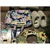 Image 3 : FLOWER TRAVEL BAGS + 2 WRIETHS+SLIPPERS+PANTY HOSE+ ECT