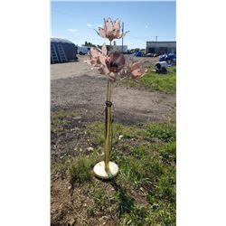 FLORAL DESIGN FLOOR LAMP