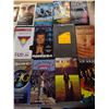 Image 4 : 19 VHS TAPES ASSORTED