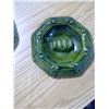 Image 6 : 3 GREEN ASH TRAYS