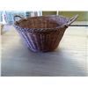 Image 6 : 6 BASKETS + POTS + ECT