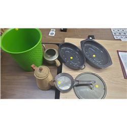 KITCHEN LOT (2 ROASTERS, KETTLES, ETC)