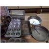 Image 5 : A LOT OF BAKING TINS