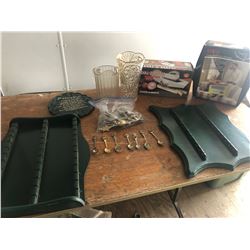 VASE + KITCHEN DECOR + WATER PICTURE + VEG SLICER + SPOON RACKS + SPOONS