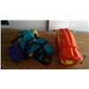 Image 1 : 2 LIFE JACKETS