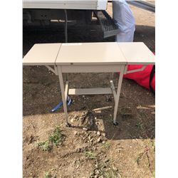 SMALL METAL FOLDING TABLE