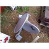 Image 2 : 2 SATELITE DISHES