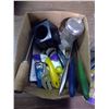 Image 2 : BOX OF KNIVES, REUSABLE ICE CUBES, SUGAR CONTAINER.