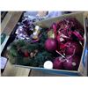 Image 4 : 3 BOXES OF XMAS ITEMS