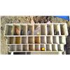 Image 4 : TACKLE BOX W/HOOKS