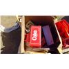 Image 5 : PALLET OF COKE CRATES, DESK LAMPS, ECT.