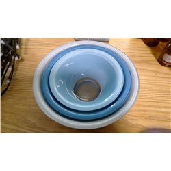 BLUE MIXING BOWLS