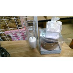 ELECTRIC WAX MELTER AND 2 CANDLES