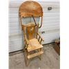 Image 3 : MAPLE HIGH CHAIR