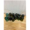 Image 1 : 12  INSULATORS