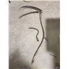 Image 1 : Sickle & scythe