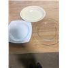 Image 1 : 3 SERVING PLATES