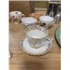Image 6 : 3 SERVING TRAYS + BOX OF TEA CUPS/SAUCERS + 2 DINNER BELLS