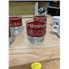 Image 5 : 4 MUGS + 4 GLASSES RED UKRANIAN + 2 ROLLING PINS