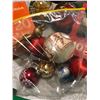 Image 5 : CHRISTMAS LOT LIGHTS, ORNAMENTS, DÉCOR, ETC