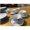 Image 2 : 8 PLATES + 8 SOUP BOWLS + 8 SALAD PLATES + 8 SAUCERS + 7 CUPS BANBURY INN FINE CHINA