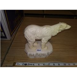1973 Italy Santini marble dust resin polar bear, 8" H