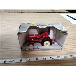 ERTL 990 IMPLEMATIC DIE-CAST 1:32