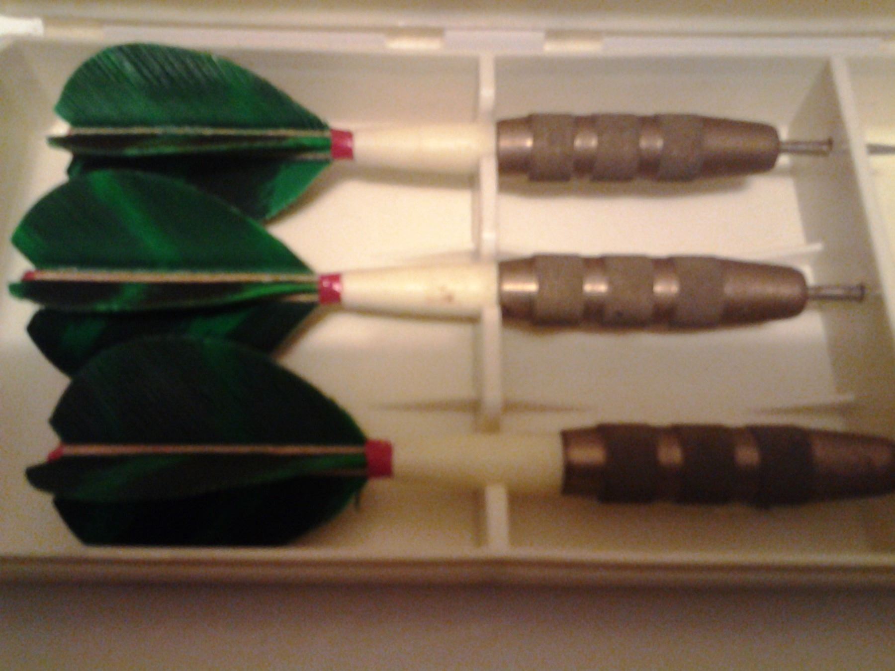Kwiz vintage darts, made in England Schmalz Auctions