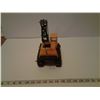 Image 4 : Vintage Tonka crawler orange crane