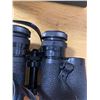 Image 8 : BINOCULARS AND 2 BOOKS