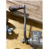 Image 13 : 2 MEAT GRINDERS AND SPRAYER