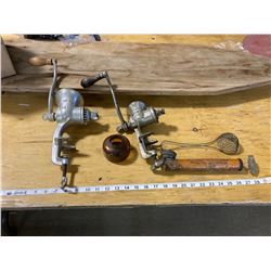 2 MEAT GRINDERS AND SPRAYER