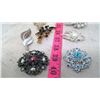 Image 3 : 6 Brooches